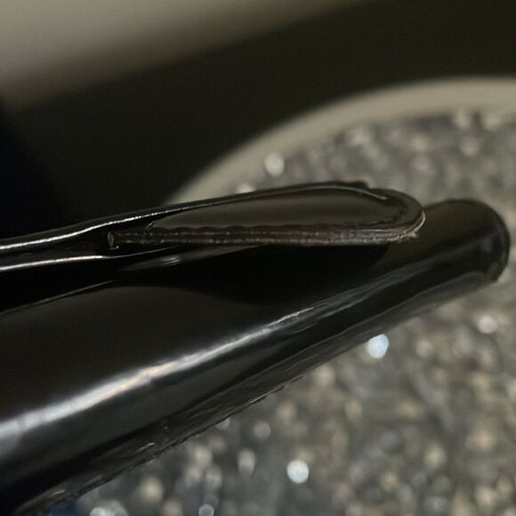 Hello Kitty face Sanrio Black and Pink patent Wallet sleek trifold kawaii - Picture 11 of 11